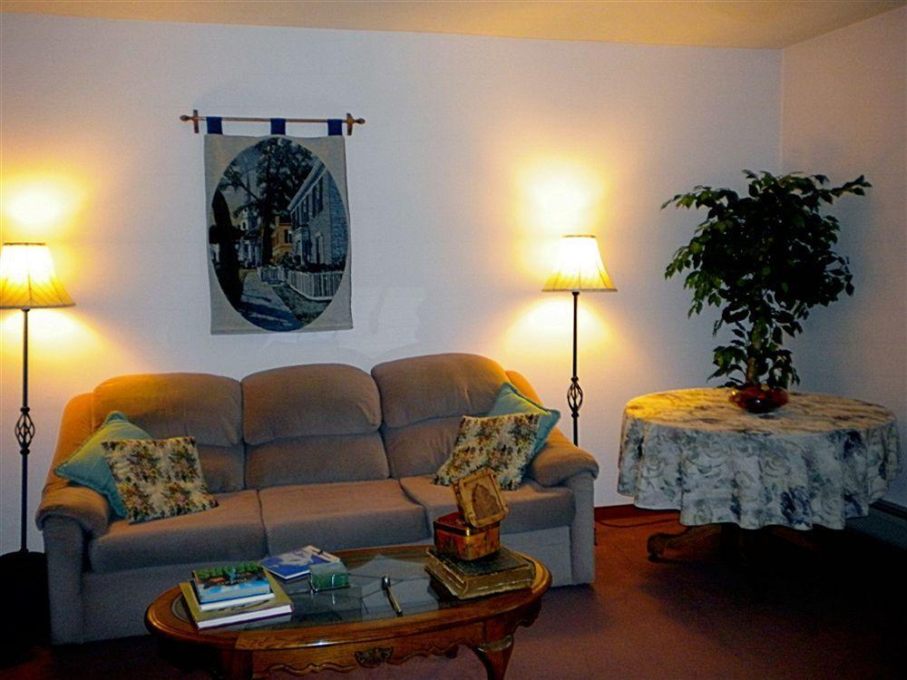 Bears Lair Inn 斯托 外观 照片